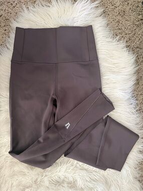 Vuori Evolve Legging 25” Plum
